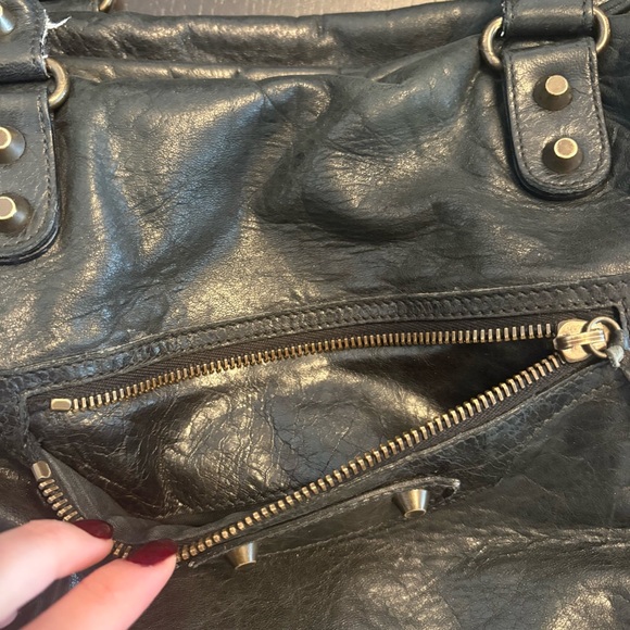 Balenciaga Velo City Black Leather Shoulder Tote Bag - Picture 9 of 15